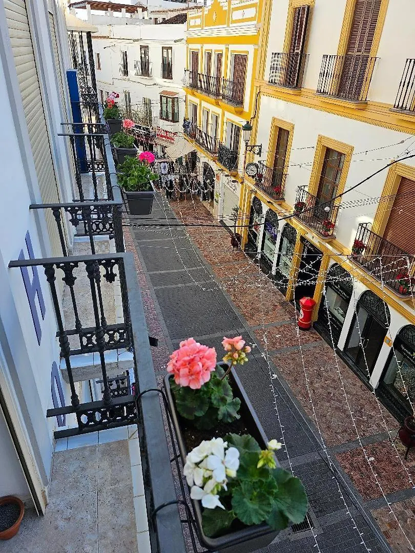 Hostal Luna De Nerja 2*,