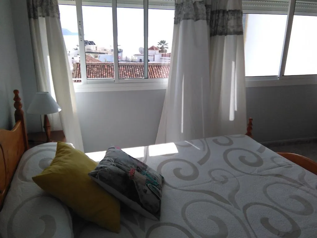Hostal Luna De Nerja 2*,