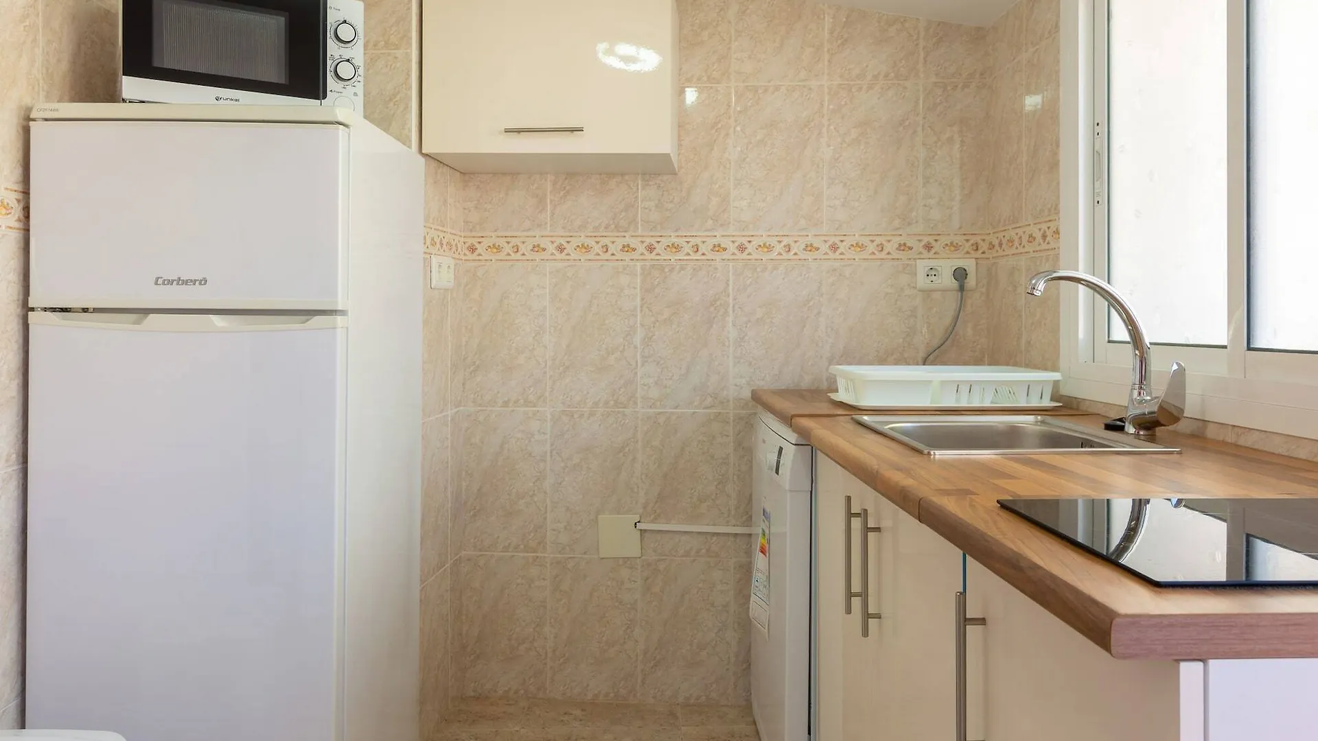 Hostal Luna De Nerja Ξενοδοχείο