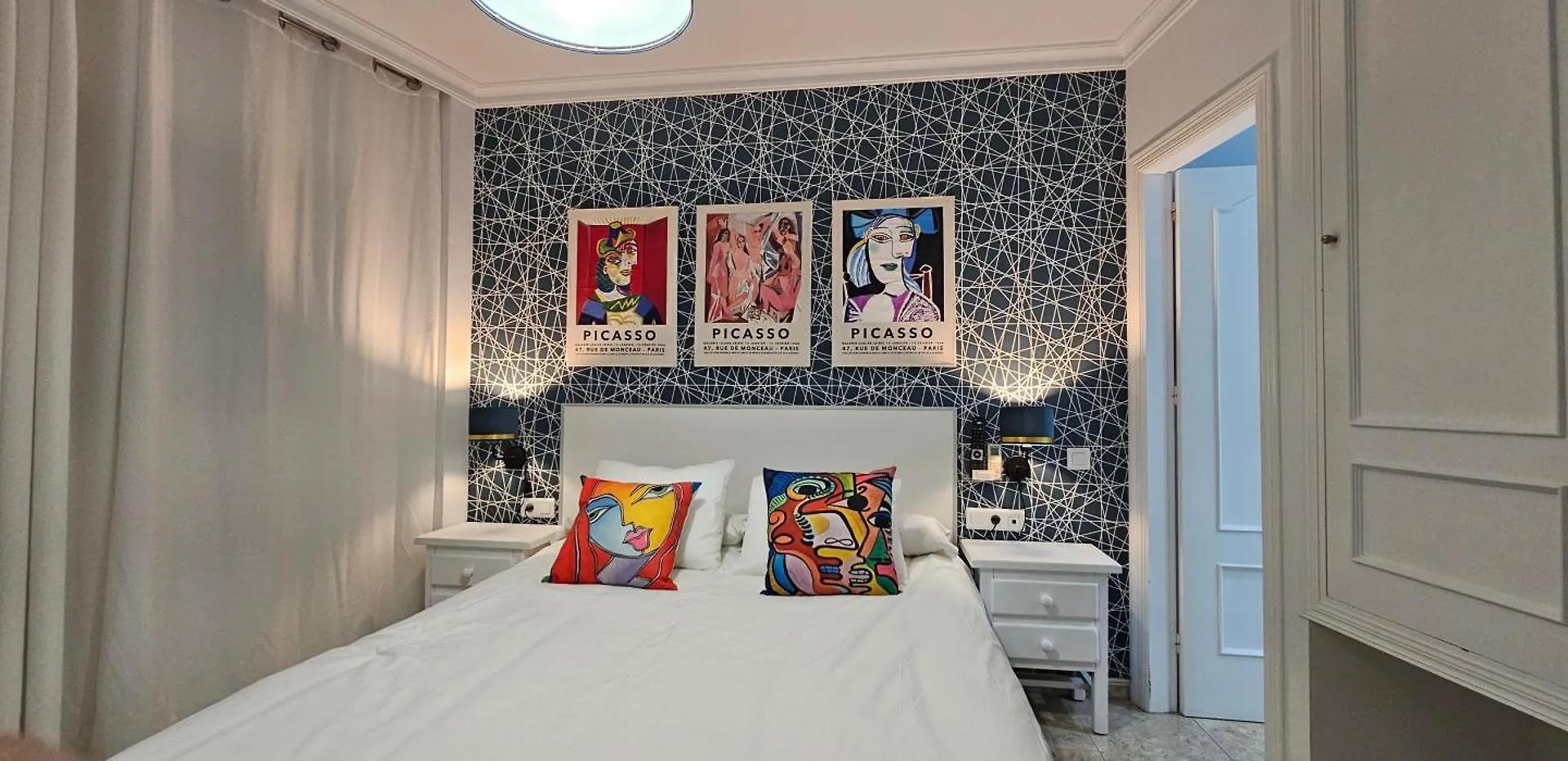 Hotell Hostal Luna De Nerja