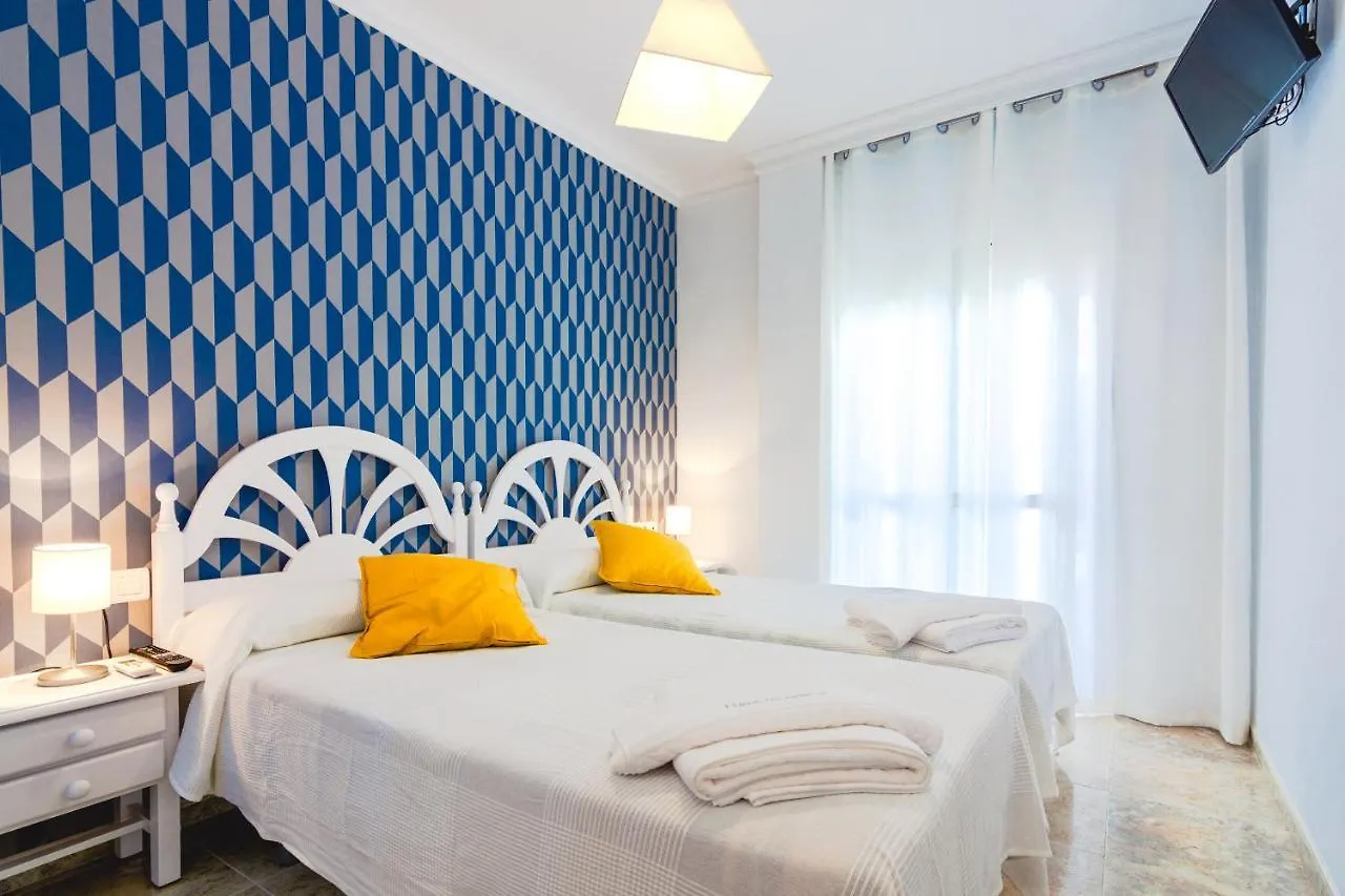 Hostal Luna De Nerja 2*,  Spanien