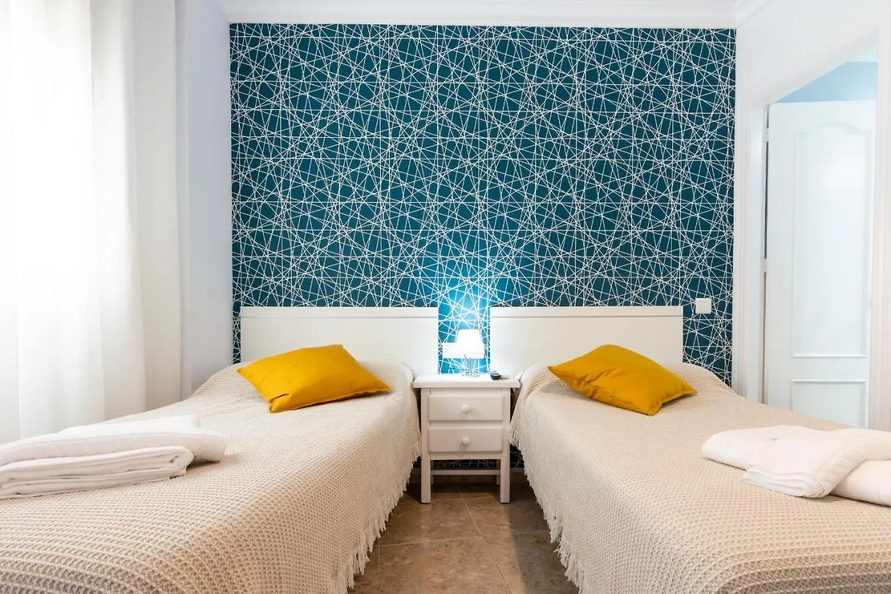 Hostal Luna De Nerja 2*,  Spanien