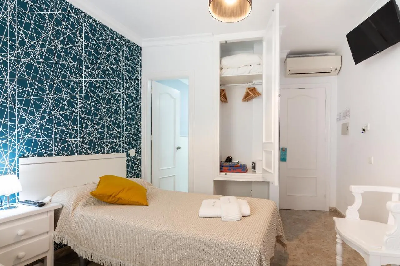 Hostal Luna De Nerja Hotell